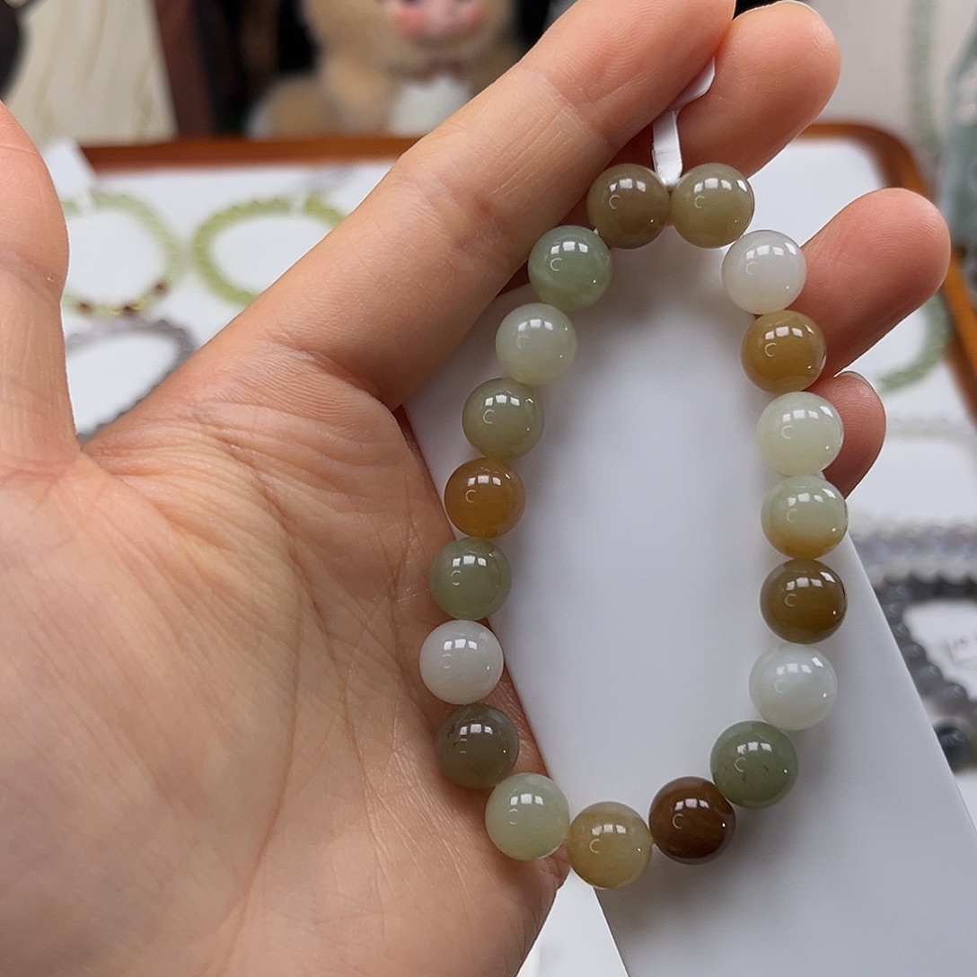 阳***阳和田玉（糖玉）未镶嵌手链