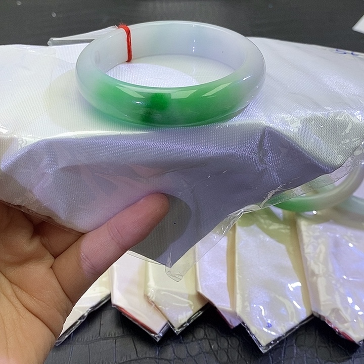 潇***歇以闪购为准一物以图