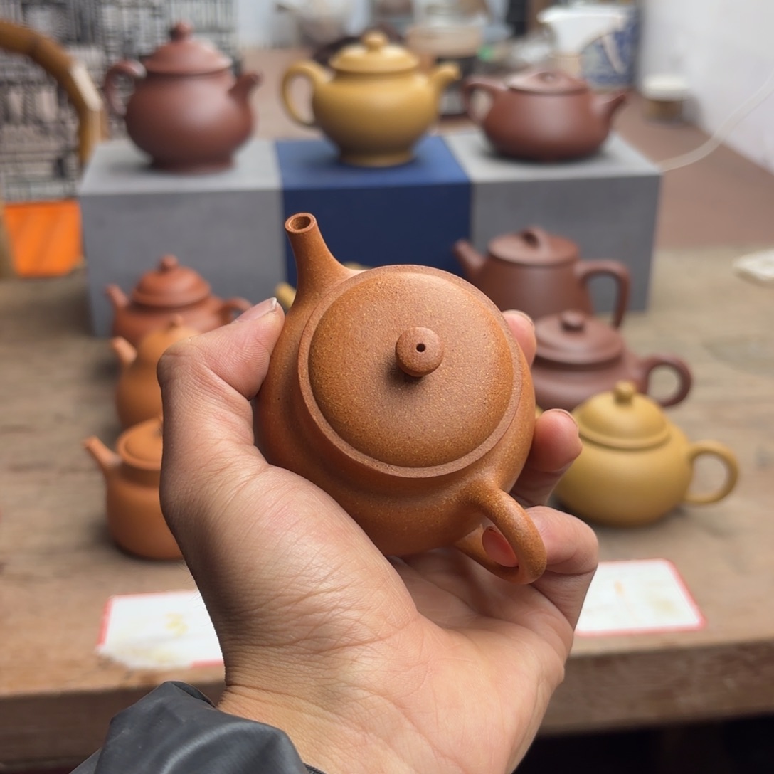 一***成半手工微瑕黄降坡言心130cc