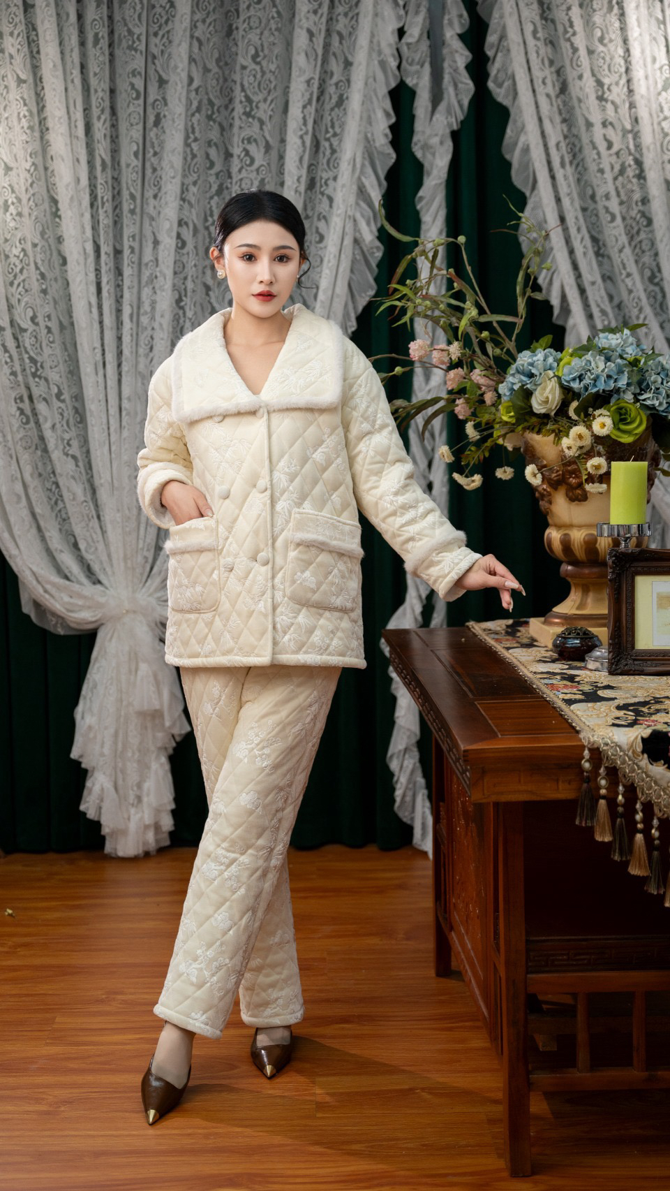 WL202405邑夏公主提花拼接毛毛三层夹棉加厚睡衣套装