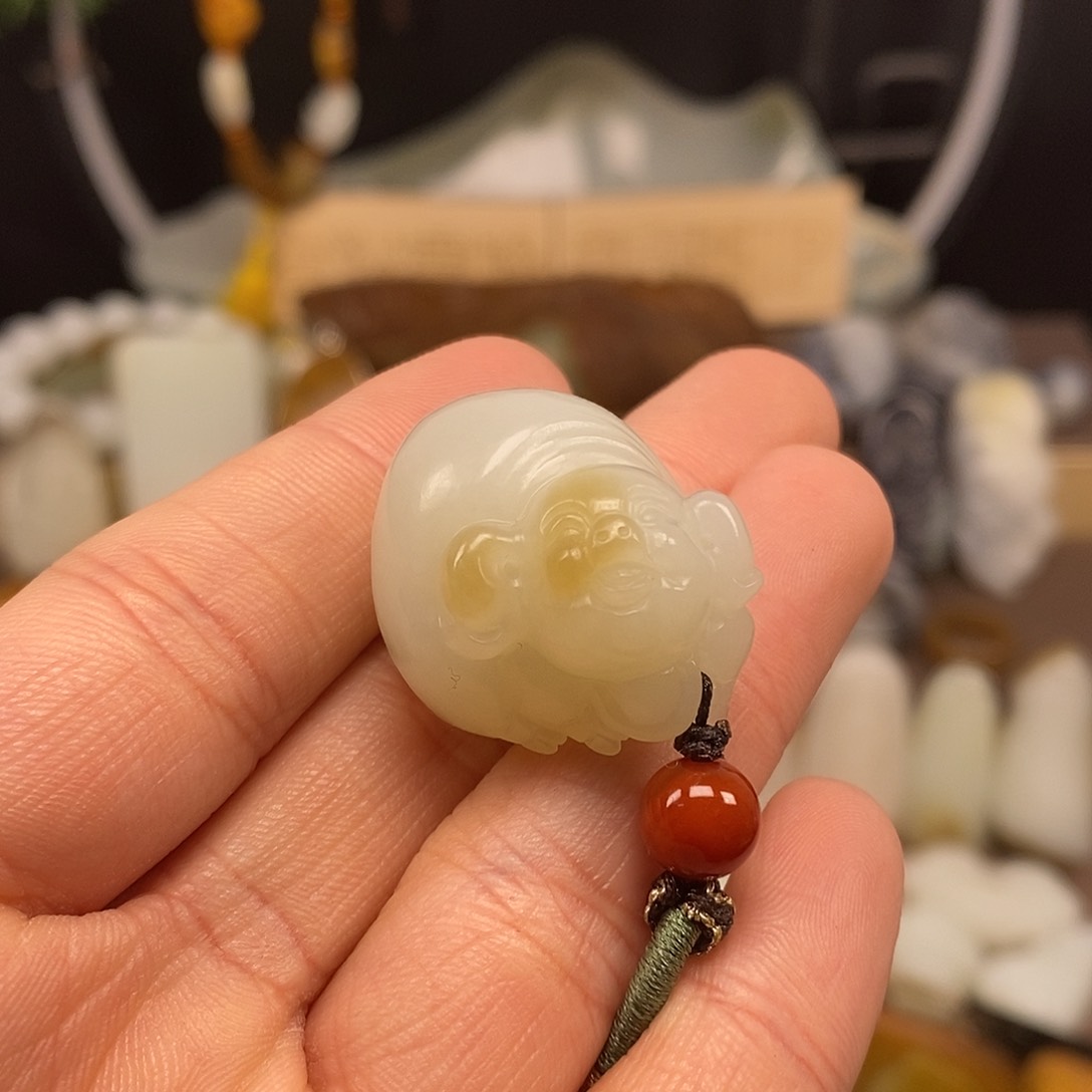 和田玉颈饰未镶嵌3