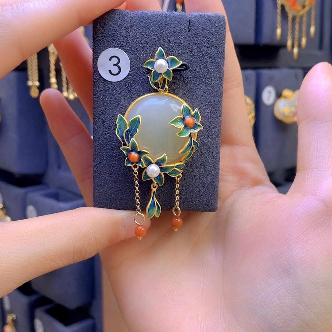 和田玉颈饰银S925镀金镶嵌