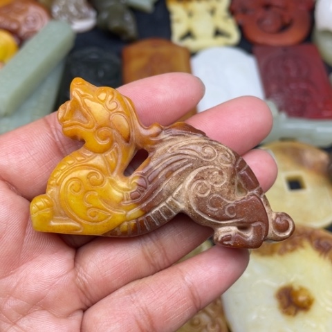 蛇纹石玉颈饰未镶嵌29