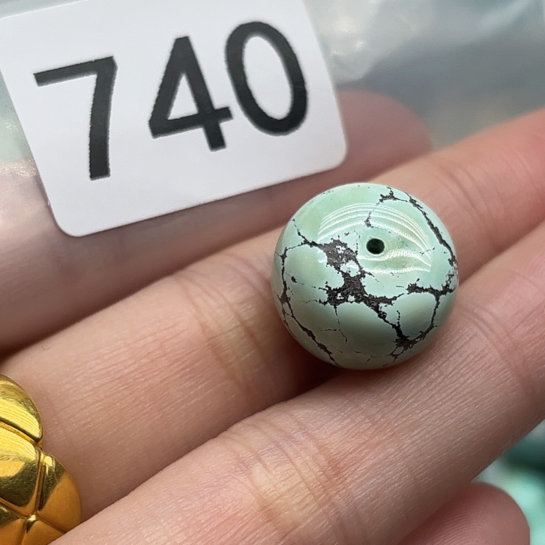 纯***粹绿松石未镶嵌珠宝奇石