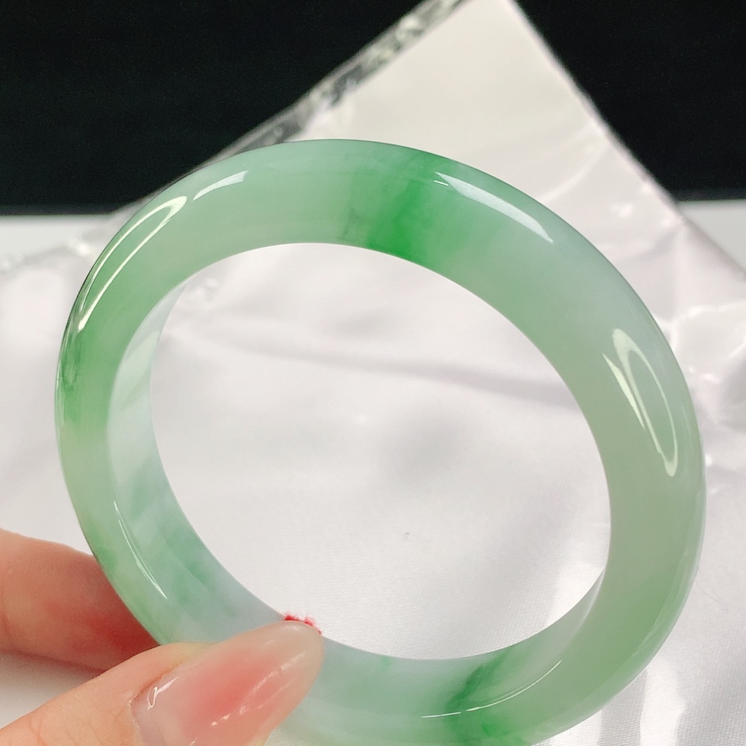 未镶嵌手镯翡翠664