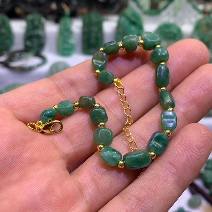 独山玉未镶嵌手链