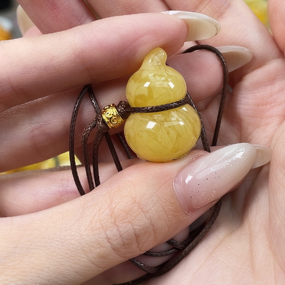 未镶嵌琥珀珠宝奇石琥珀蜜蜡J10