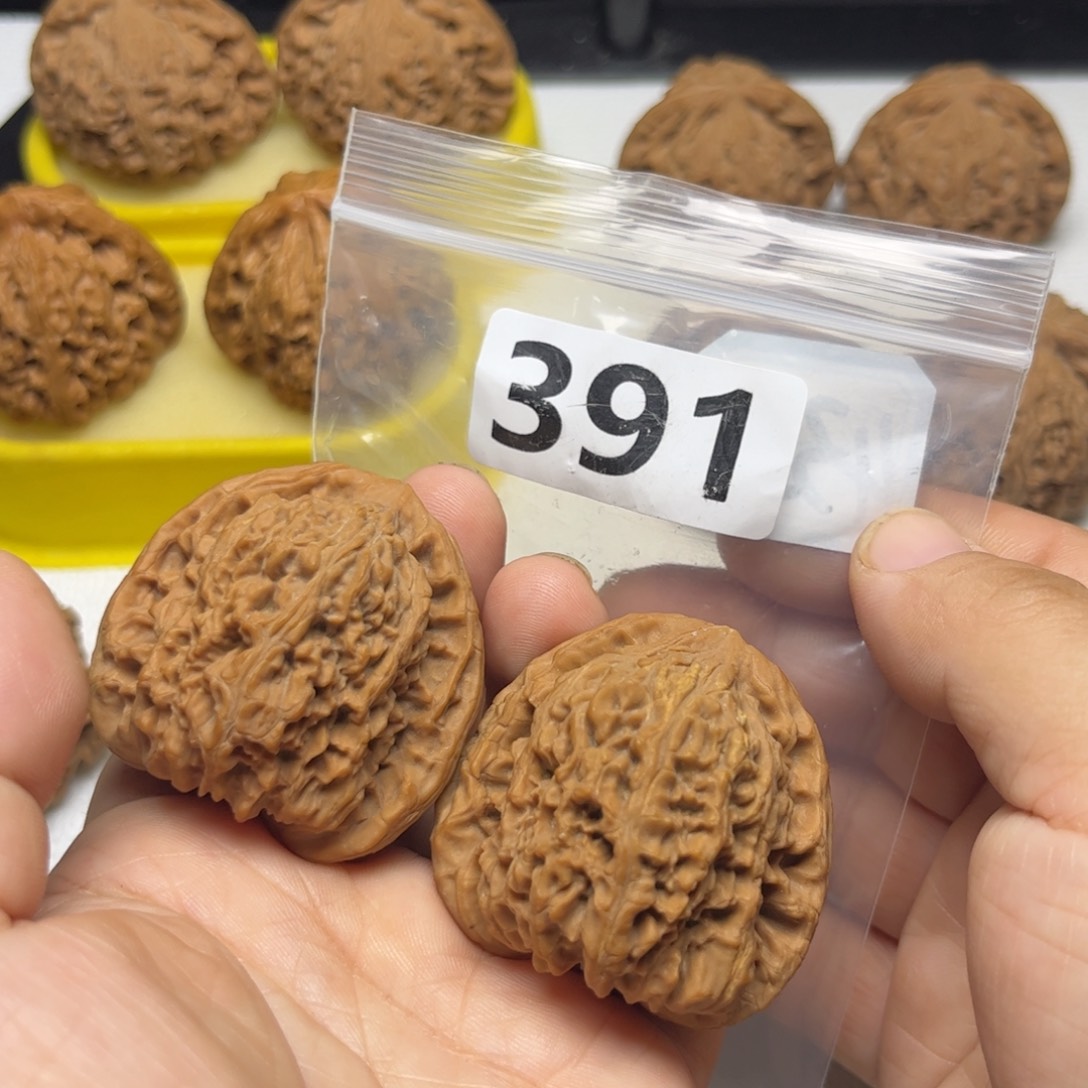 吊坠文玩核桃南疆43