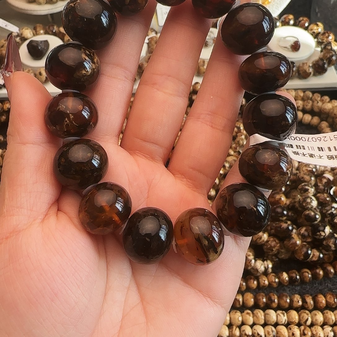 琥珀未镶嵌手链抚顺琥珀