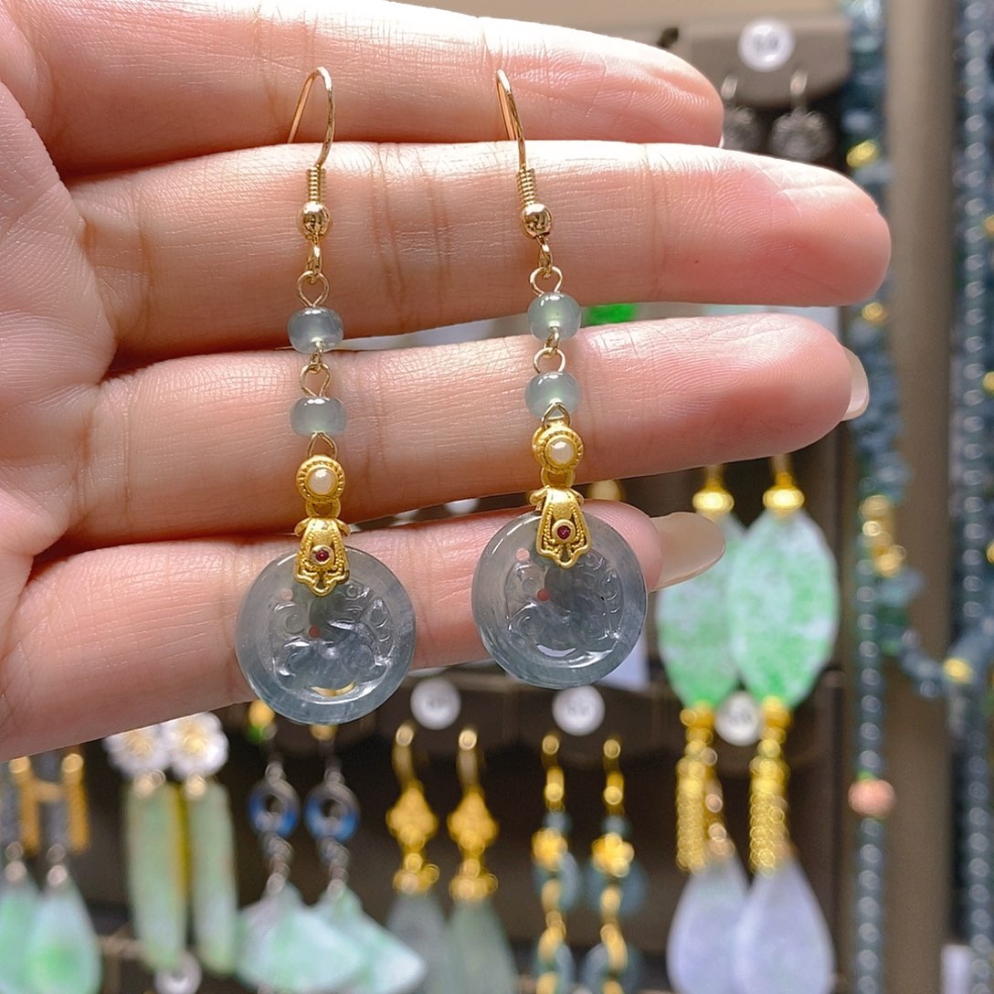 未镶嵌翡翠耳饰翡翠