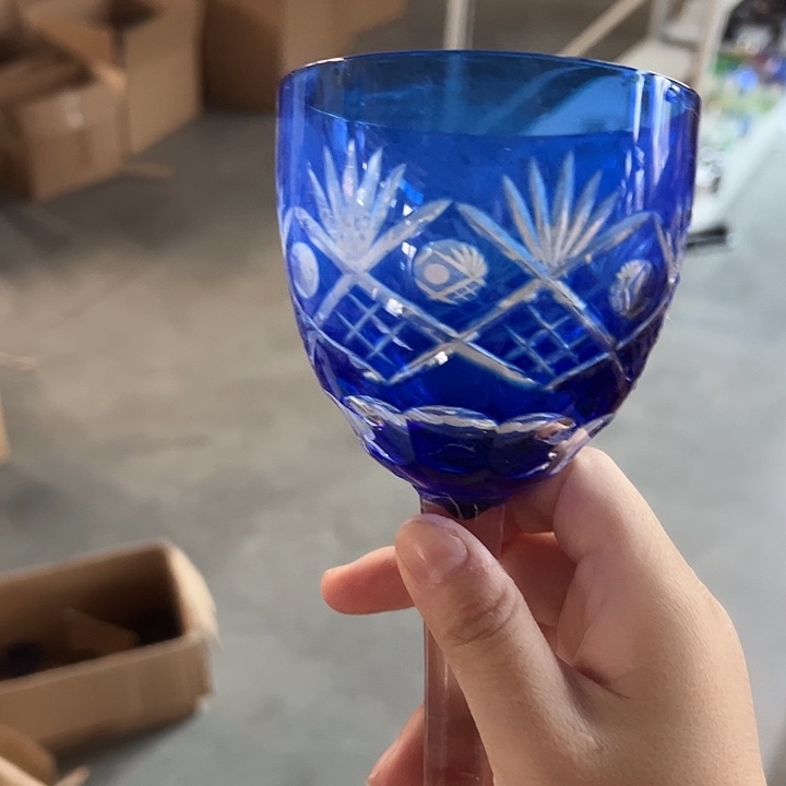 水晶玻璃平底款微瑕一个