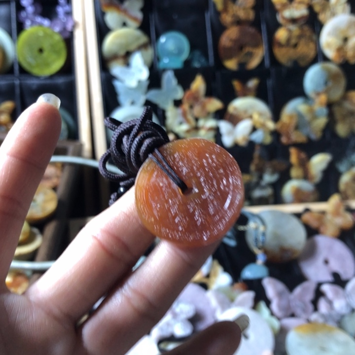 岫玉未镶嵌岫玉挂件