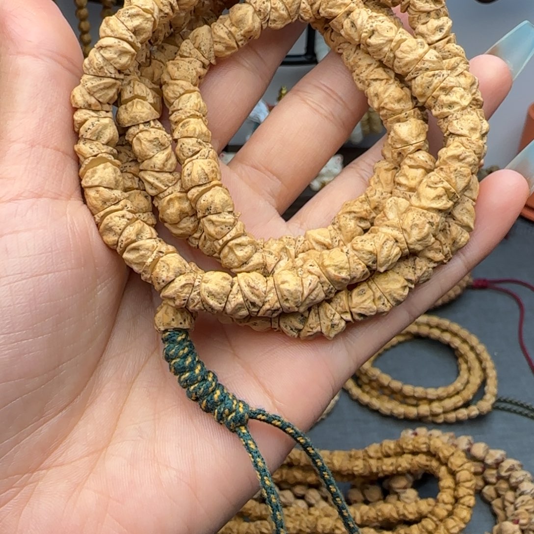 于***哥柏木手串/手链狐狸鬼肠