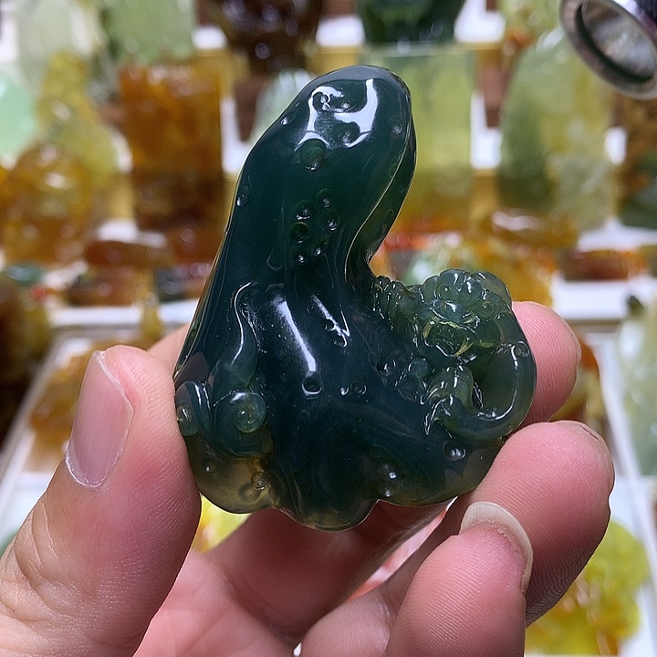 蛇纹石玉未镶嵌珠宝半成品