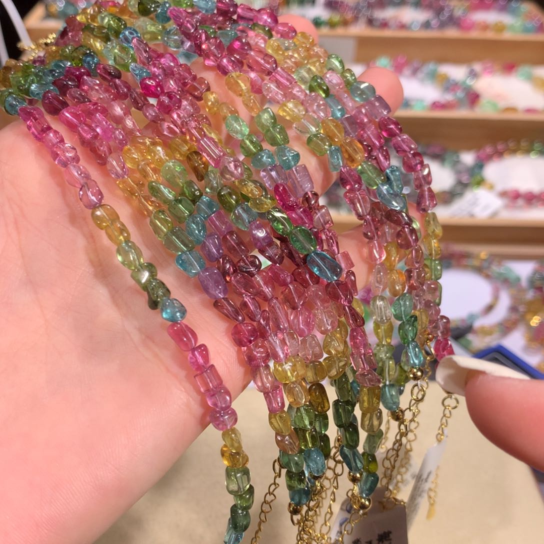 碧玺多样性发货一件未镶嵌