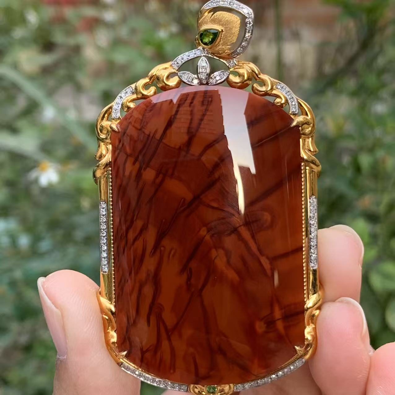 传世臻品 原矿南红瓦西牛血红双色火焰纹 无事牌 53.3*33.6*10.5