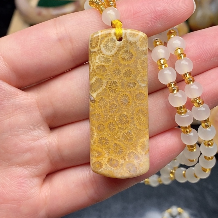 硅化珊瑚（珊瑚玉）手镯未镶嵌