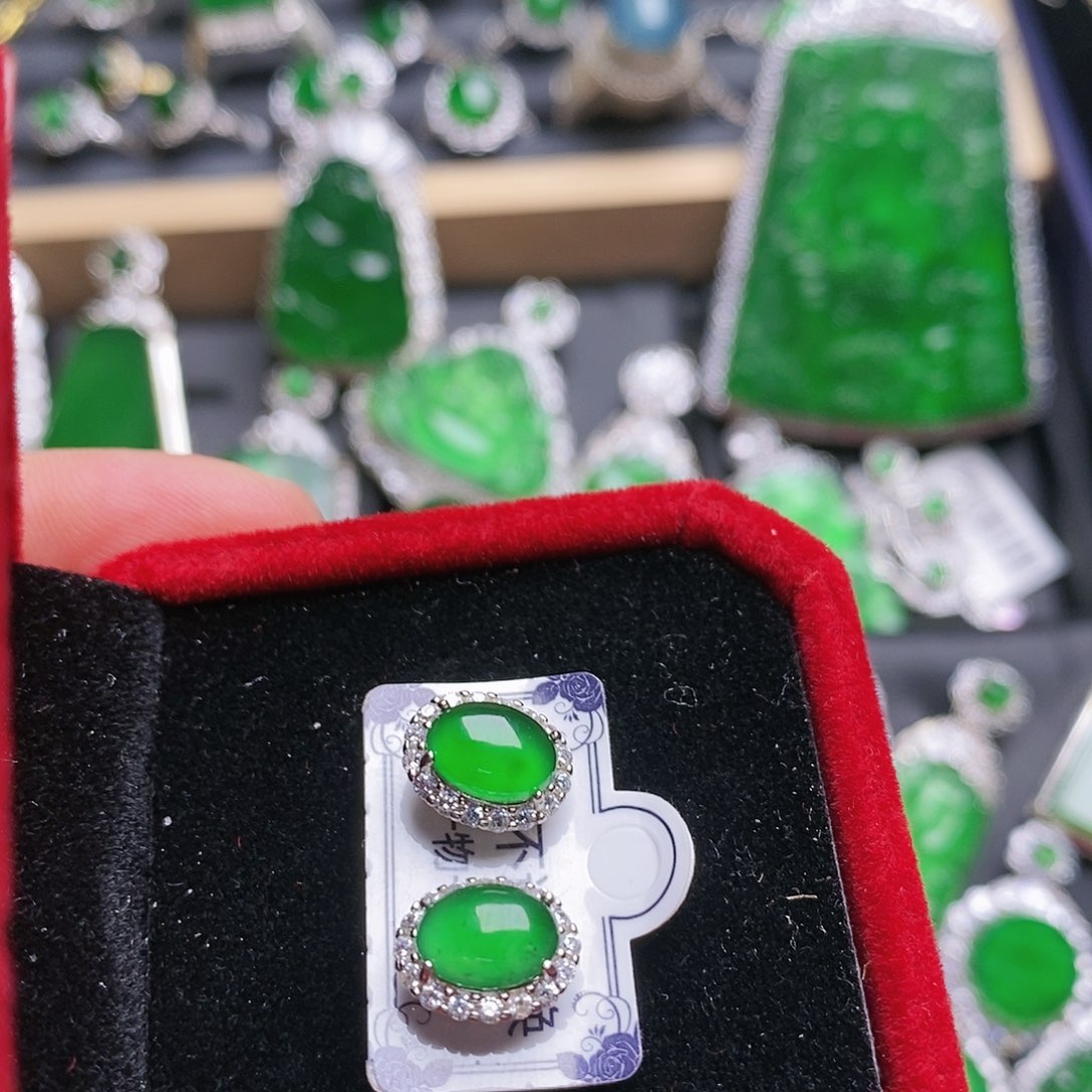 翡翠耳饰未镶嵌耳钉2