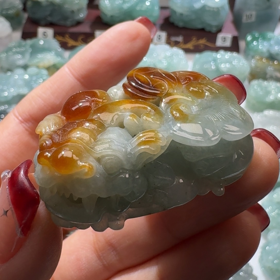 定制翡翠未镶嵌貔貅