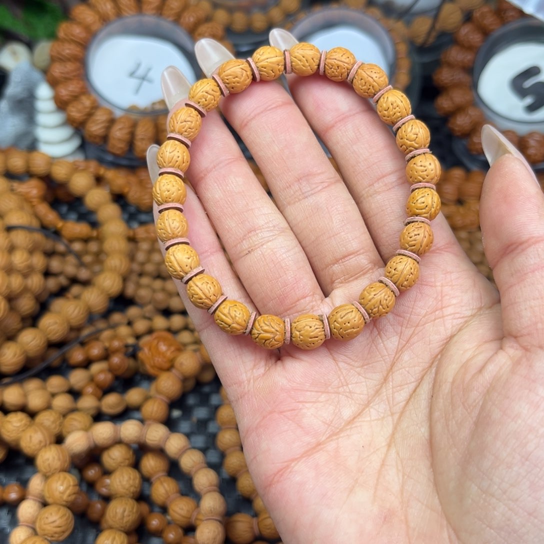 吊坠桃核?****瑛桃核单圈