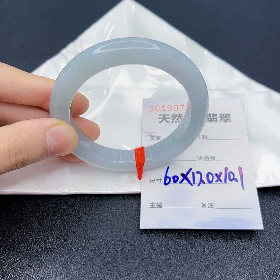 翡翠未镶嵌手镯翡翠手镯60
