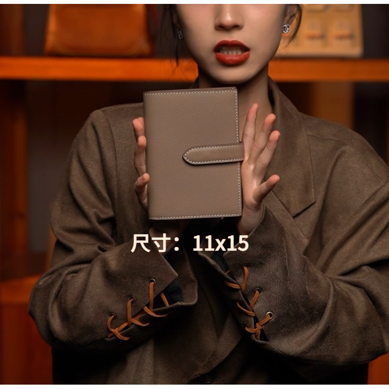 LEATHER BAG STUDIO 原创高定”护照钱包夹“真皮包-H1004