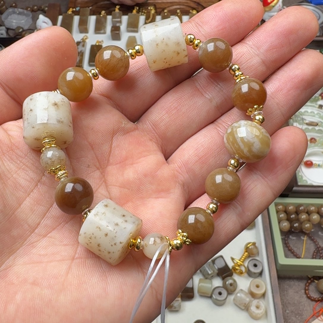 和田玉未镶嵌手链