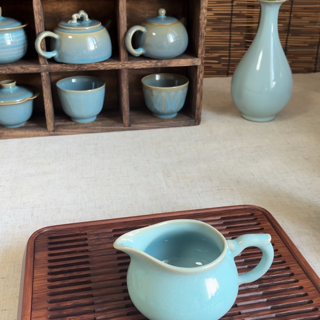 陶摆件天青龙头公道杯