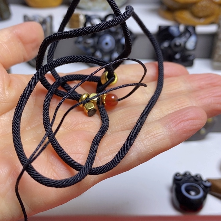 未镶嵌颈饰玛瑙/玉髓