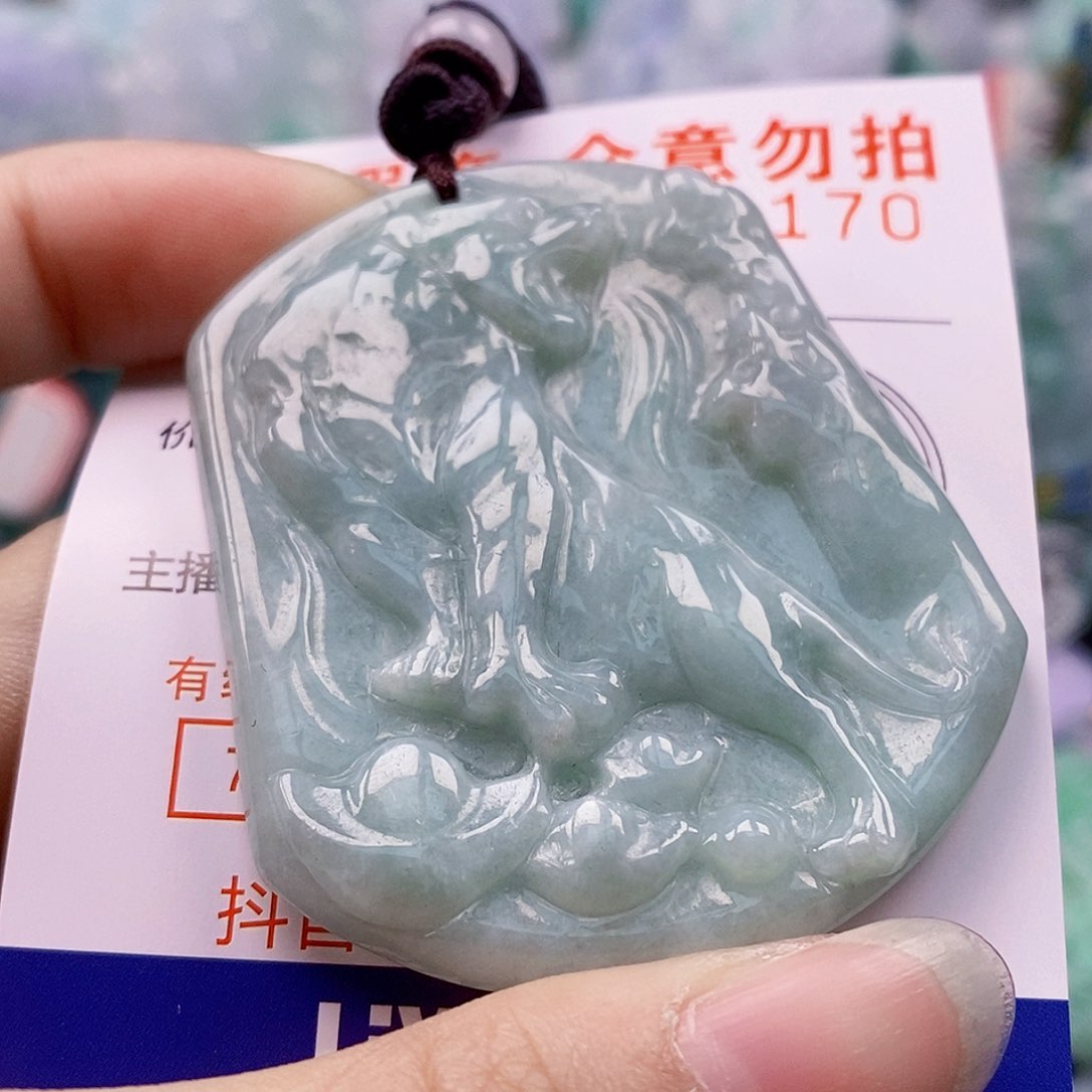 吊坠(不含链)未镶嵌翡翠