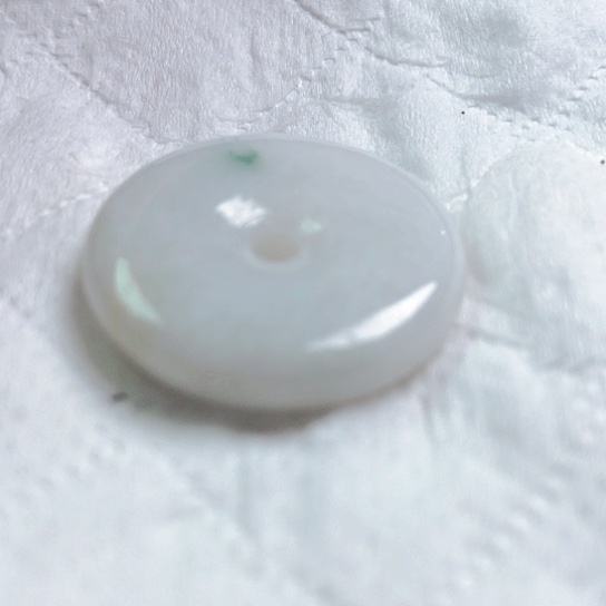 翡翠颈饰未镶嵌吊坠