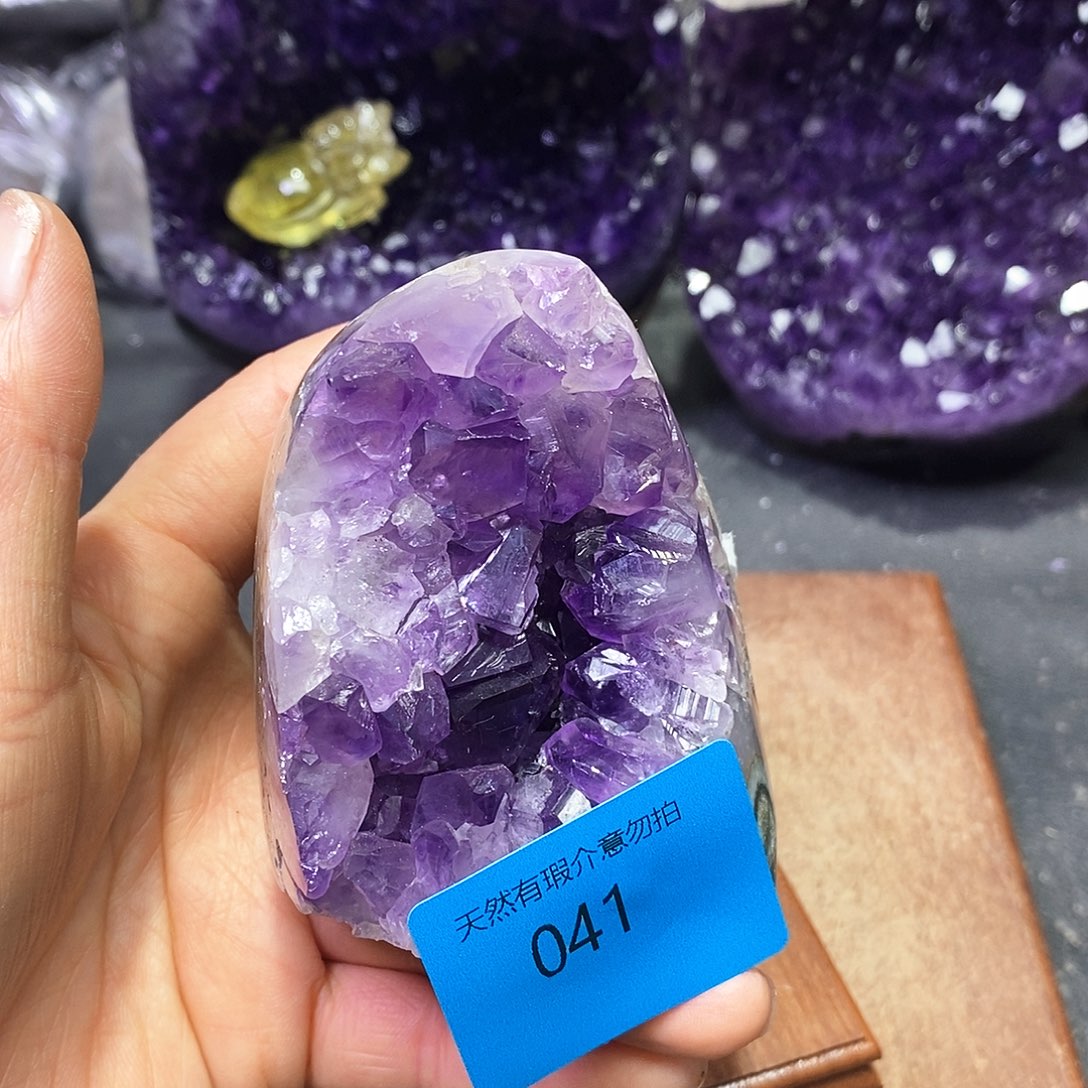 水晶大型摆件（非配饰）未镶嵌