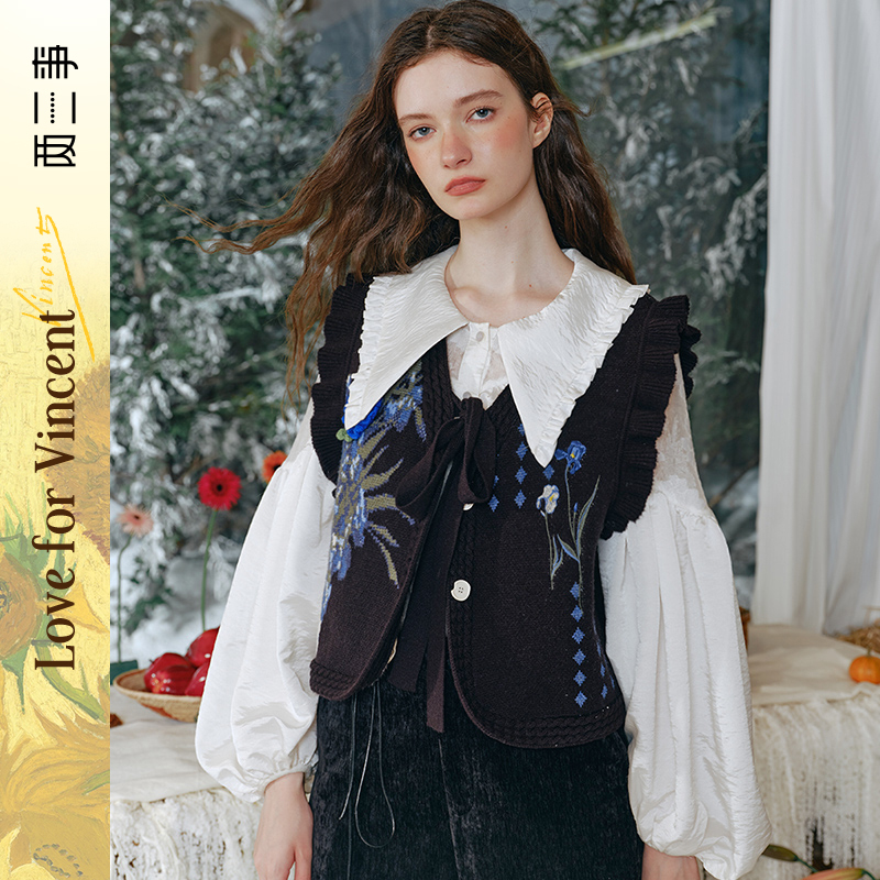 两三事梵高文艺银河甜心2025秋新款花卉图案荷叶边拼接无袖毛衣女