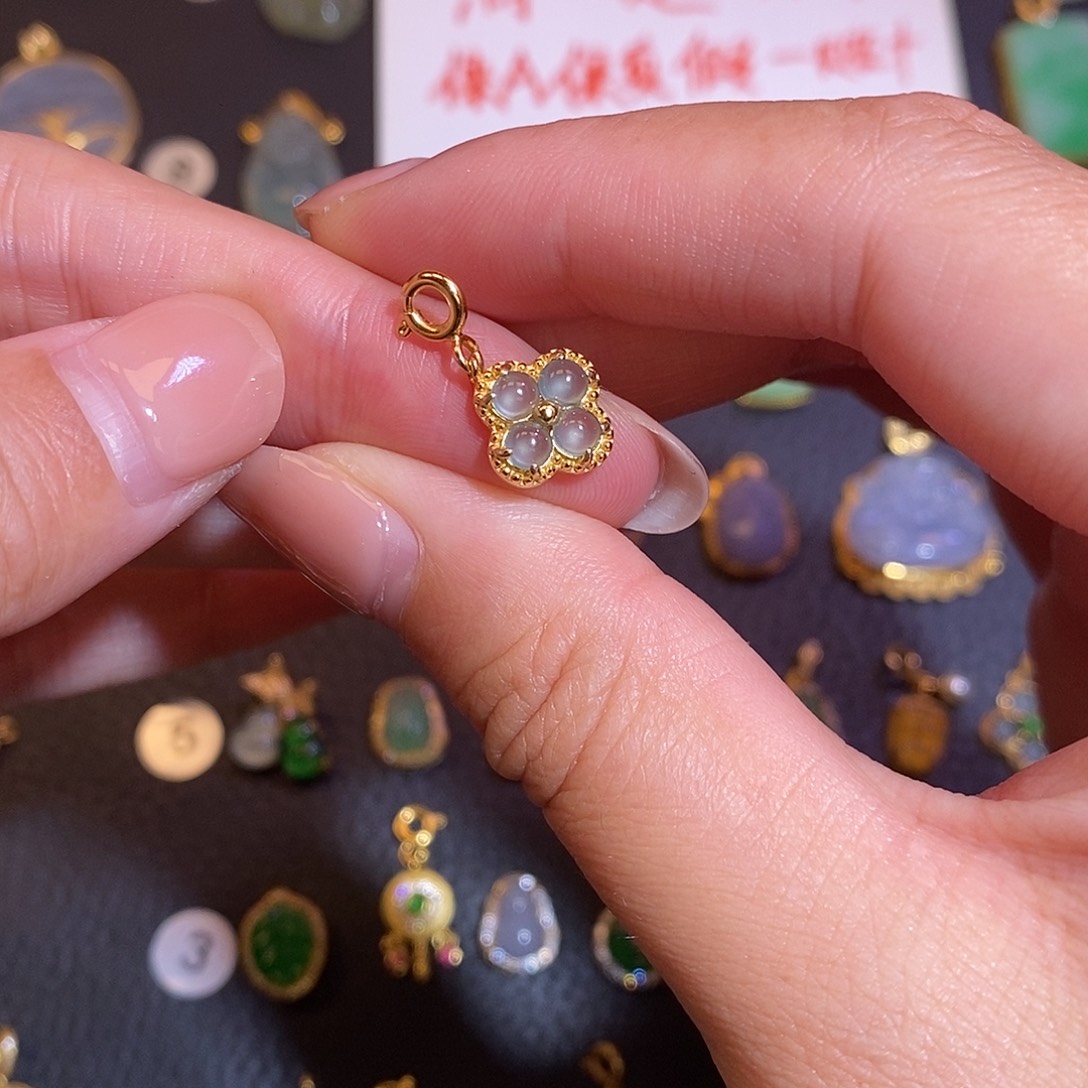 翡翠银S925镶嵌颈饰