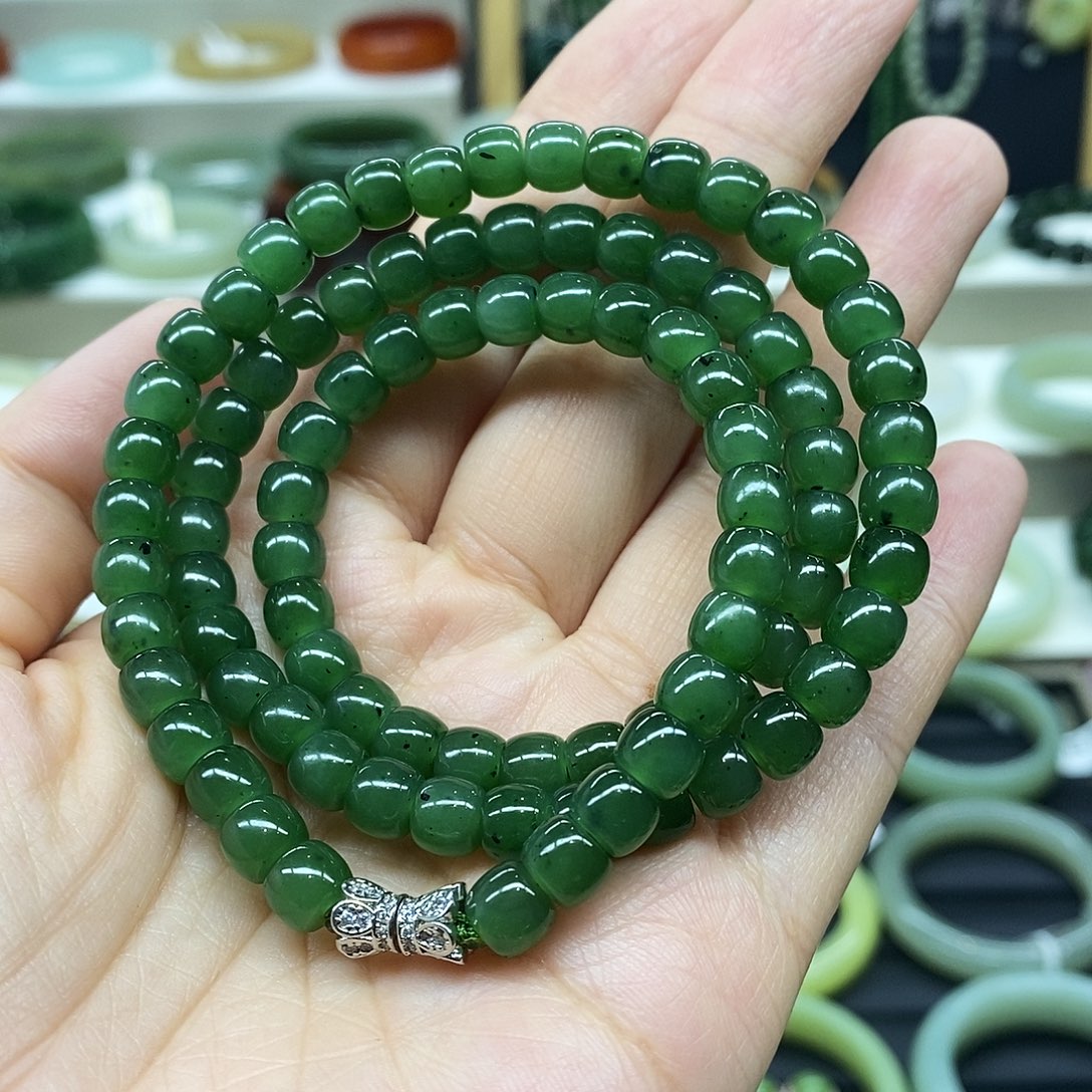 和田玉（碧玉）未镶嵌颈饰