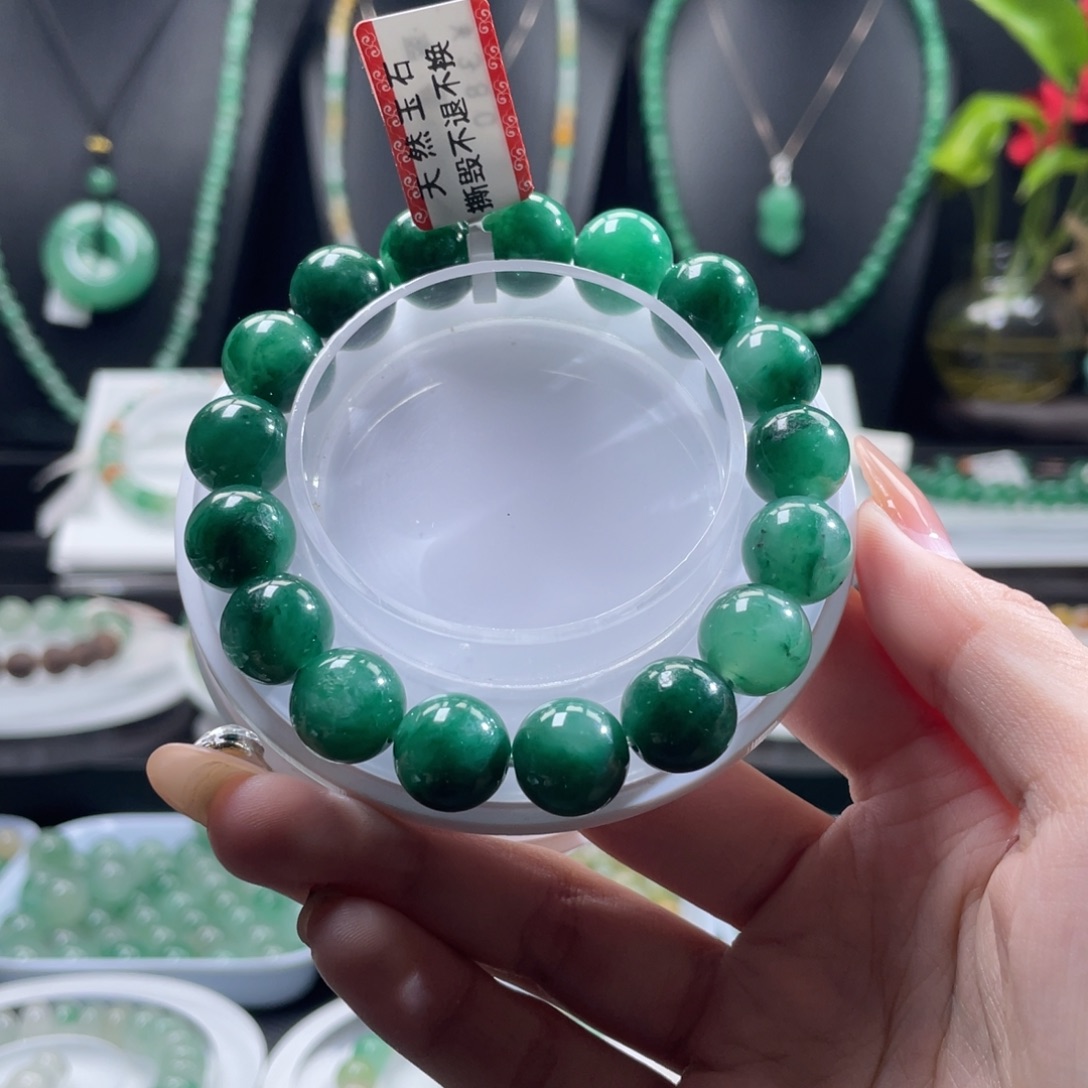 石英质玉（非洲翠）未镶嵌手串