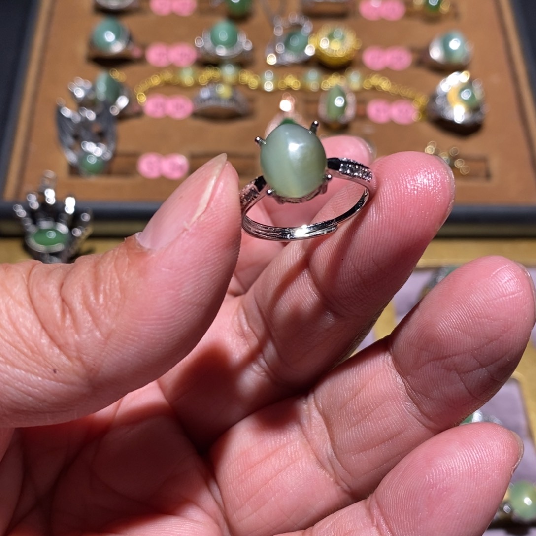 和田玉（碧玉）戒指未镶嵌