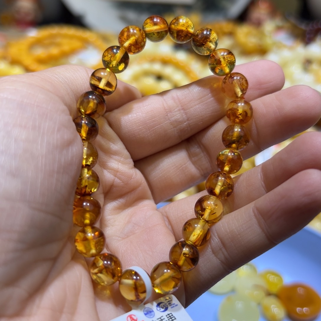 琥珀珠宝奇石未镶嵌