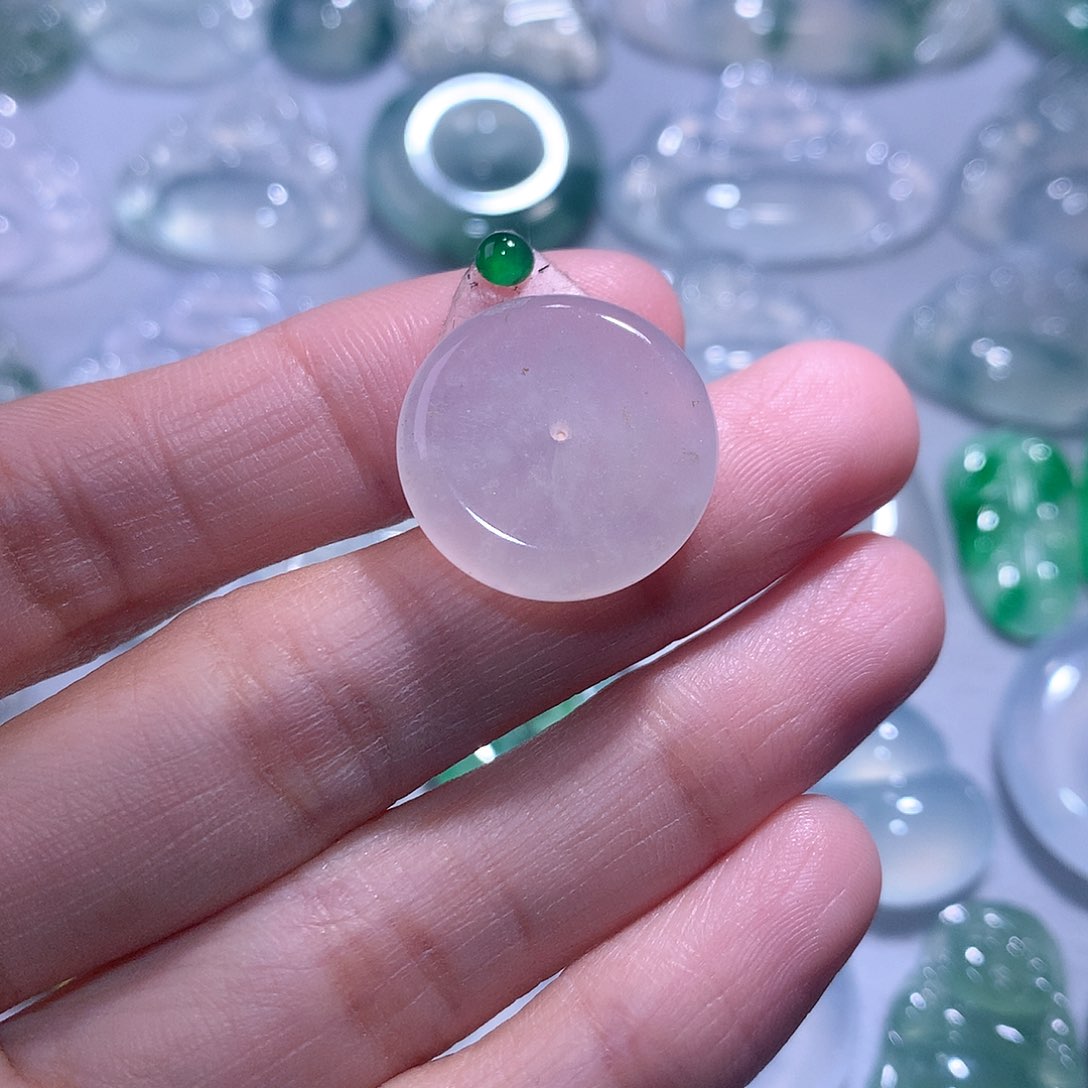 【闪购商品】翡翠颈饰未镶嵌扣