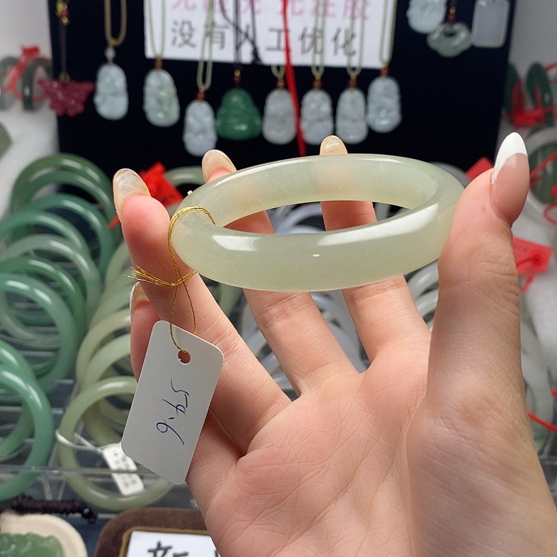 飘***逸未镶嵌手镯东陵石