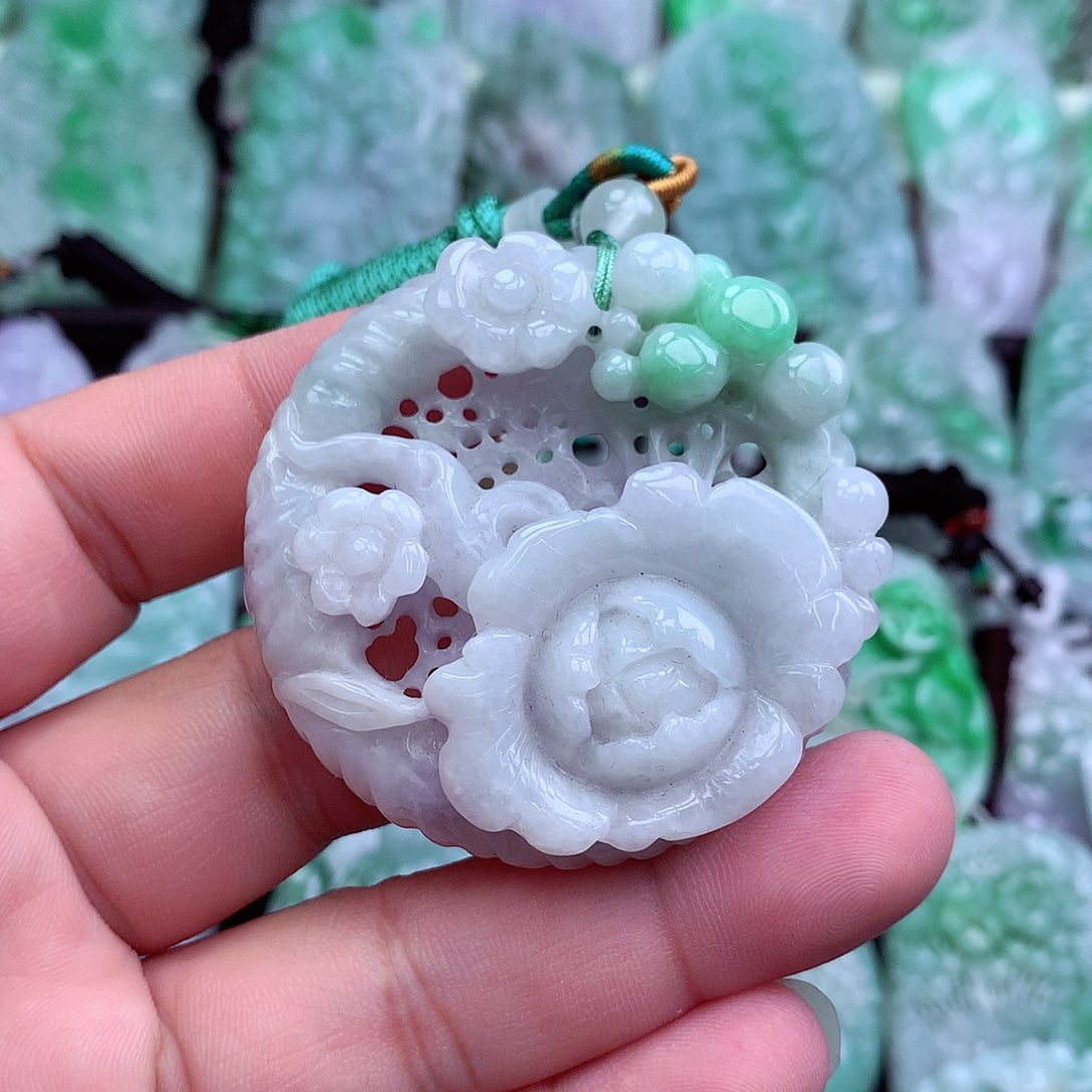 翡翠吊坠(不含链)未镶嵌