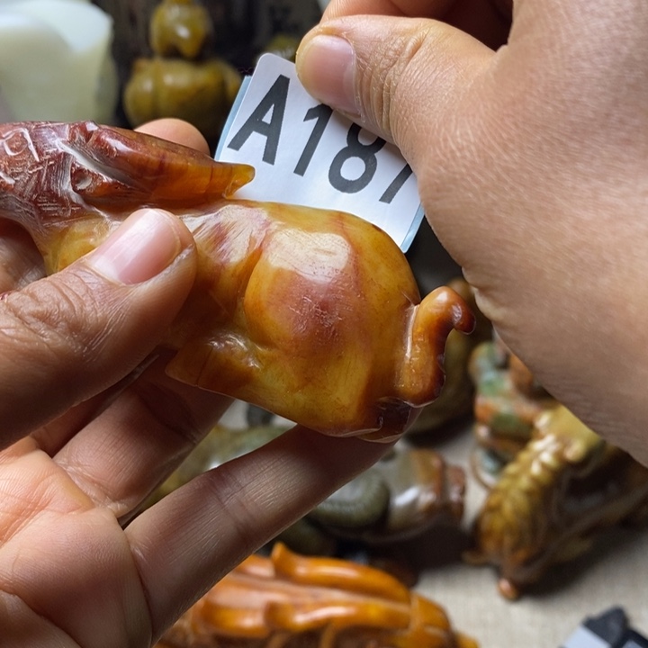 玛瑙/玉髓未镶嵌挂件