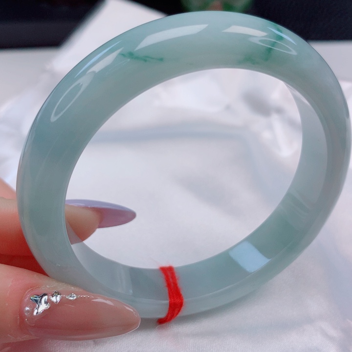 翡翠未镶嵌手镯57圈