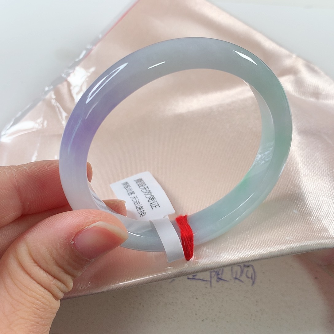 翡翠手镯未镶嵌春彩贵妃 ①⑧③