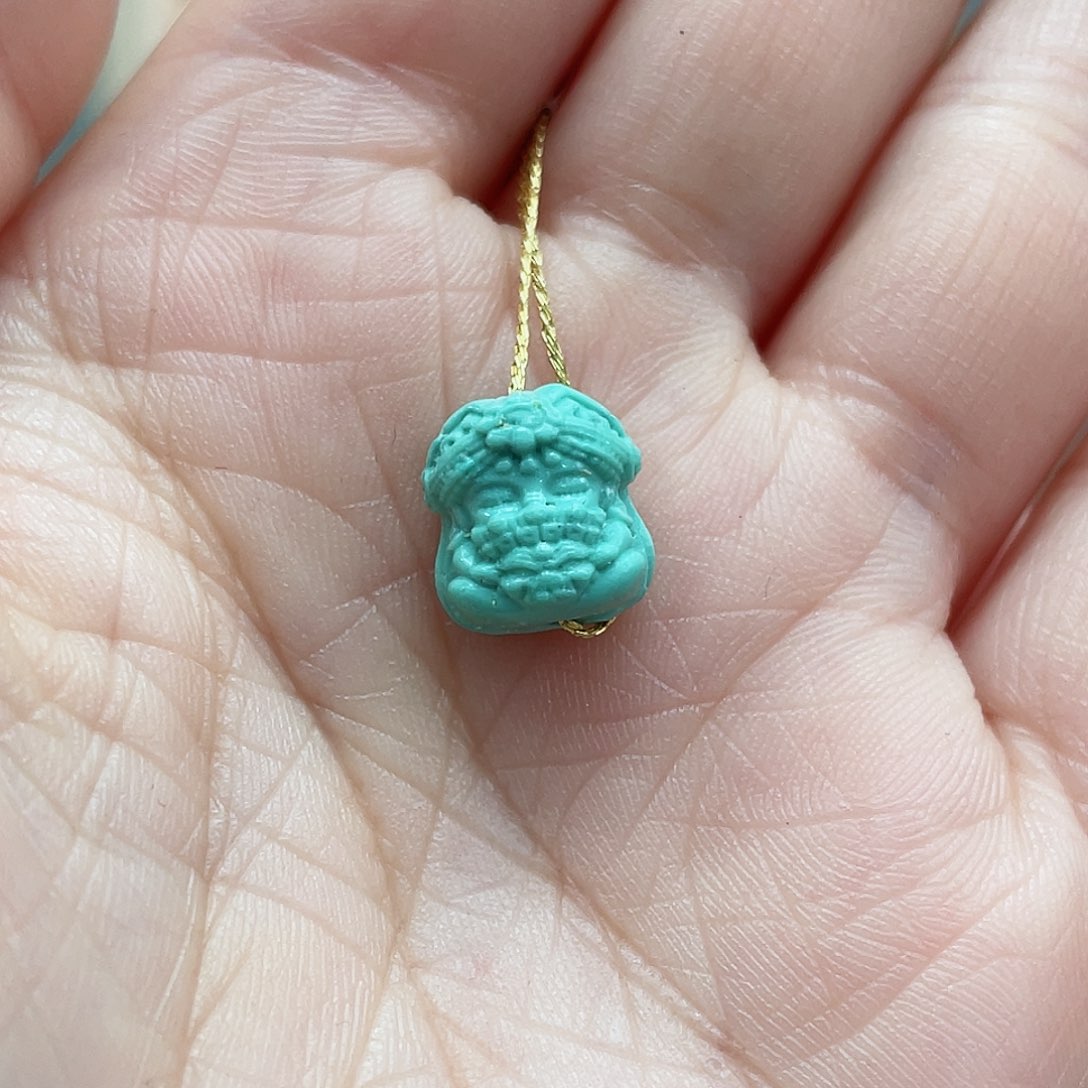 绿松石颈饰未镶嵌