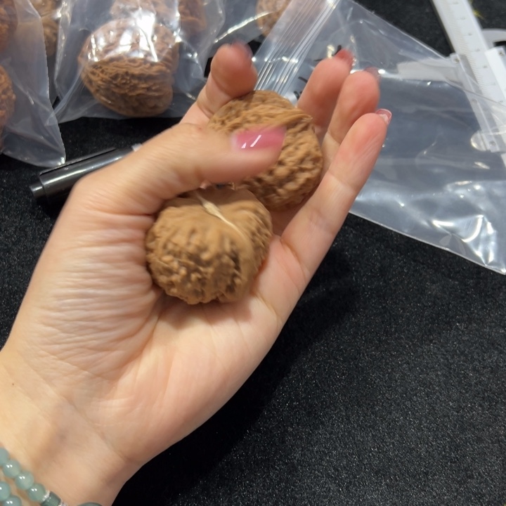 猴头核桃吊坠白狮子69