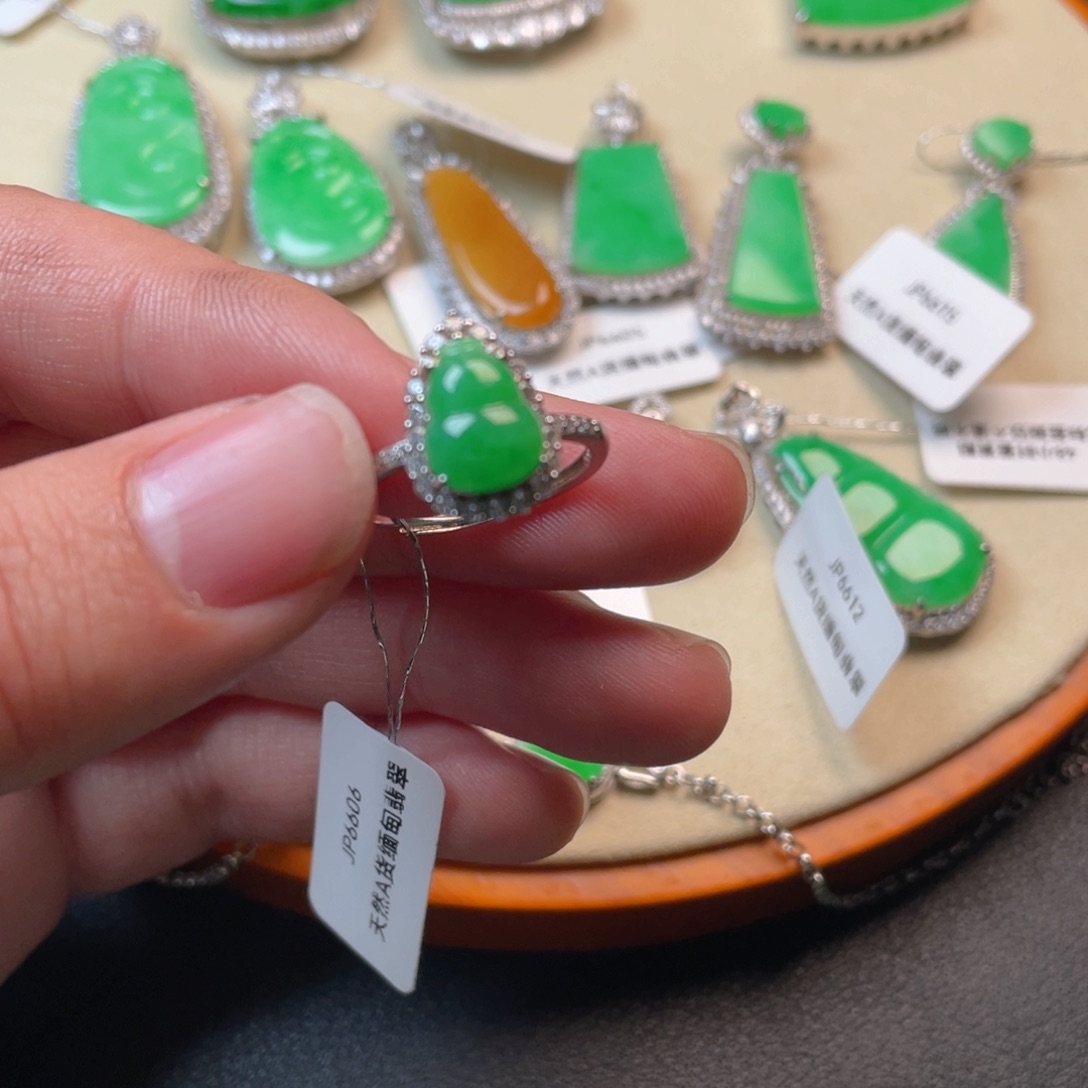 翡翠吊坠(不含链)银S925镶嵌