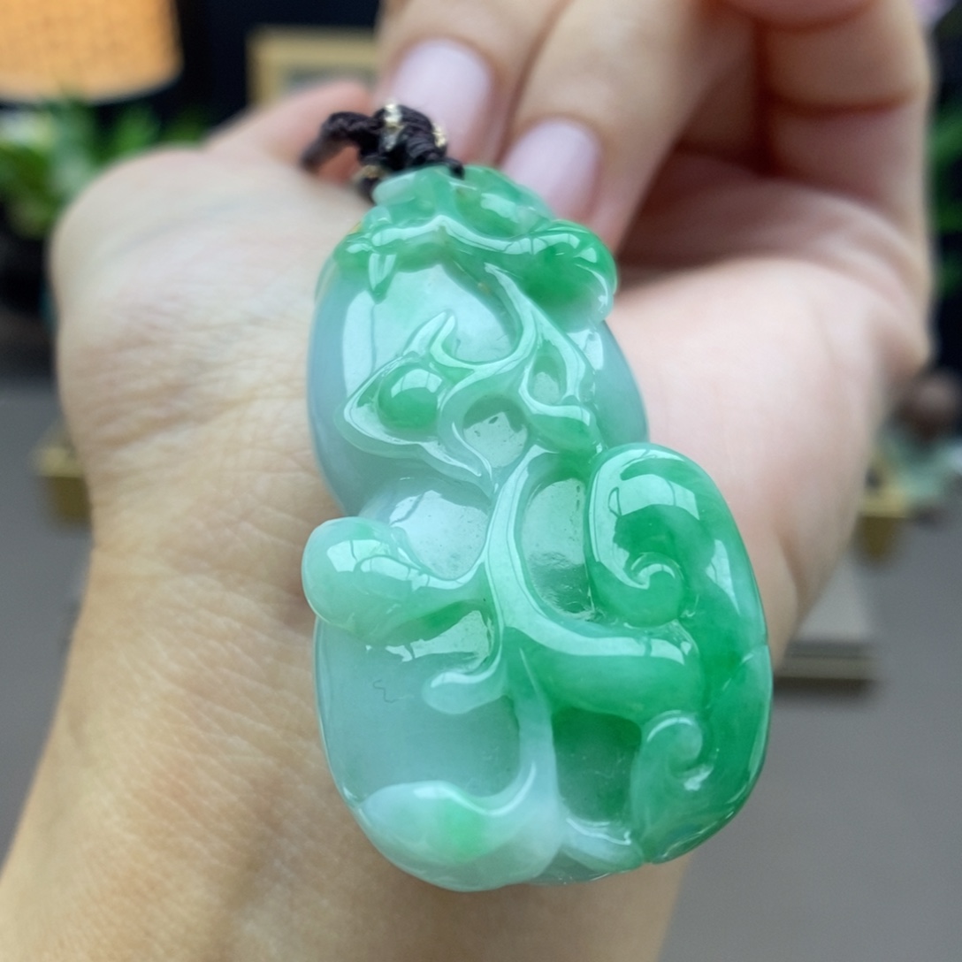 翡翠未镶嵌颈饰吊坠27