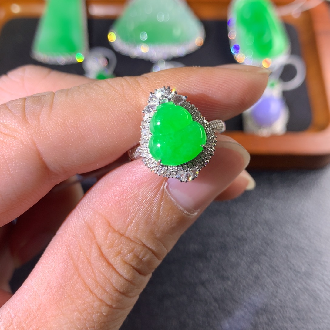 翡翠18K金镶嵌戒指两用款