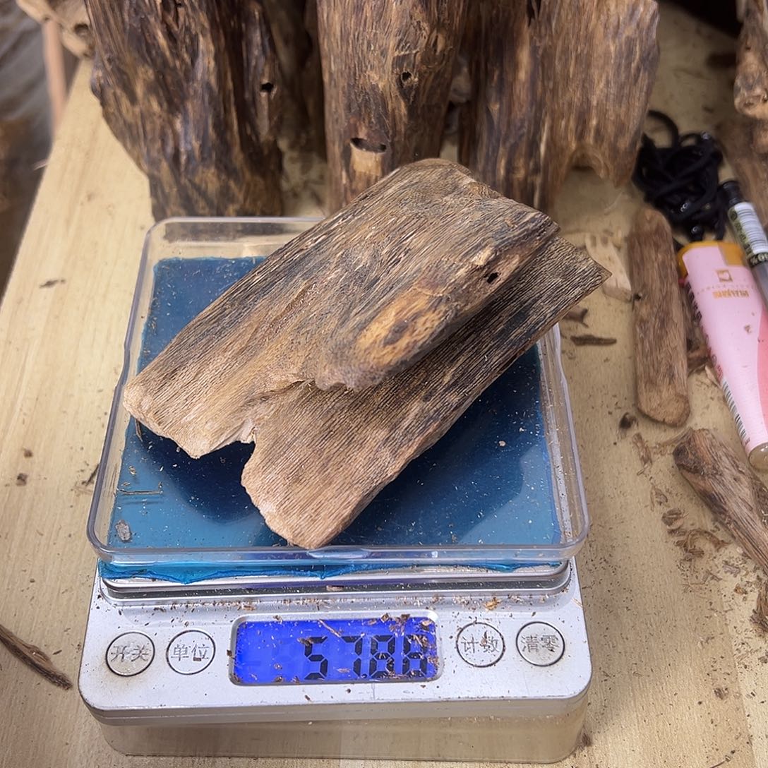 香料绿奇楠虫漏57克乌身